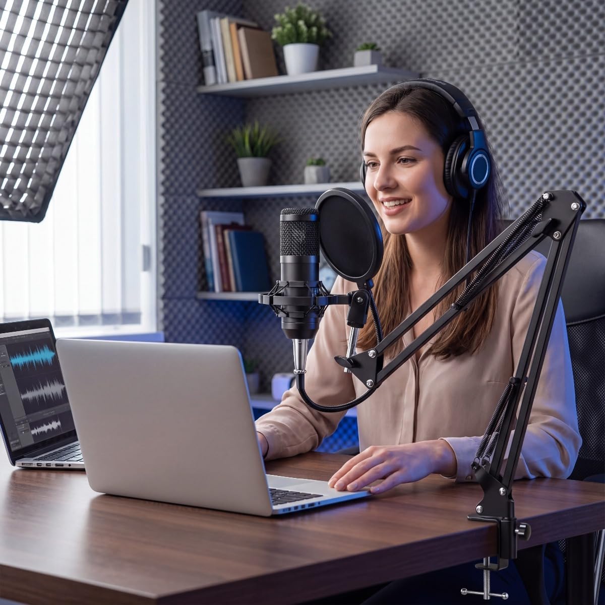 USB Condenser Microphone Kit with Boom Arm, Pop Filter, Shock Mount Y507866