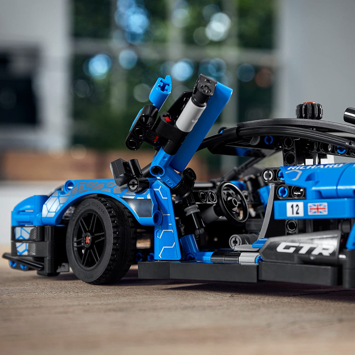 Building Kit Q671141