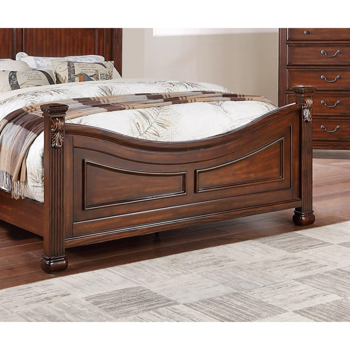 King Bed Frame with Ornate Post Headboard Solid Pine Wood I84874